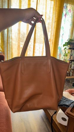 Cuyana brown leather bag purse