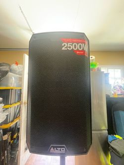 Pair of DJ speakers 2500w Alto Ts412