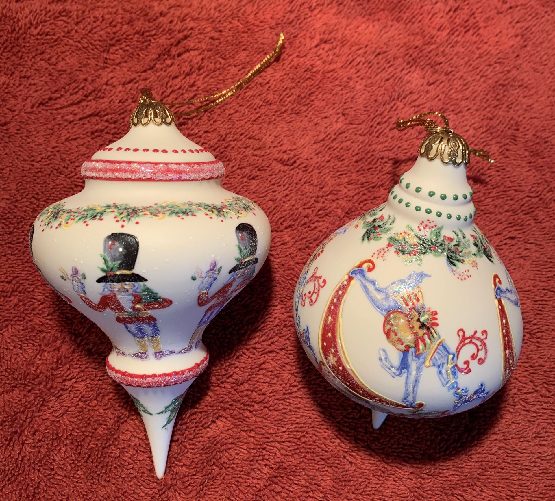 Rhyn-Rivet-Rivet Set Of Porcelain Ornaments