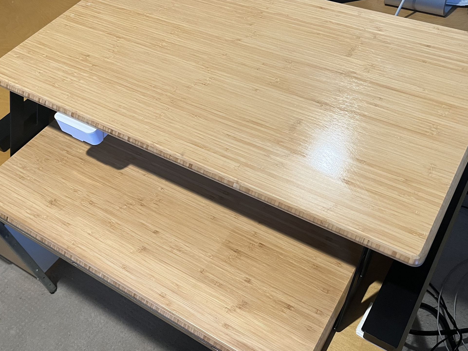 Herman Miller Fully Cooper Standing Desk Converter Bamboo Ergo Desktop VertDesk Uplift 