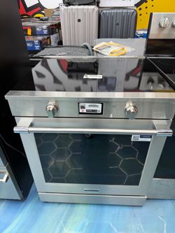 Frigidaire Electric Stove 30-inch