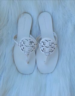 TORY BURCH Originales Nuevos size 8.