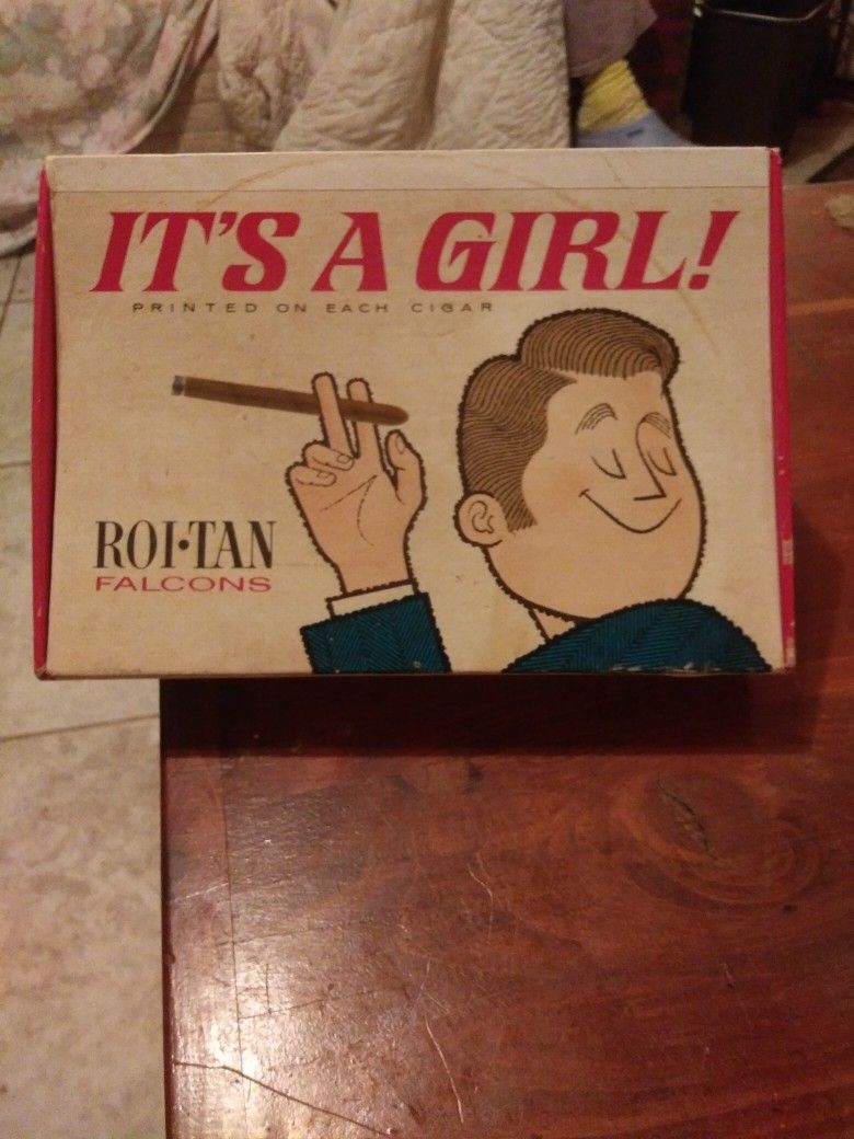 ROI-TAN 'IT'S A GIRL! Cigar Box