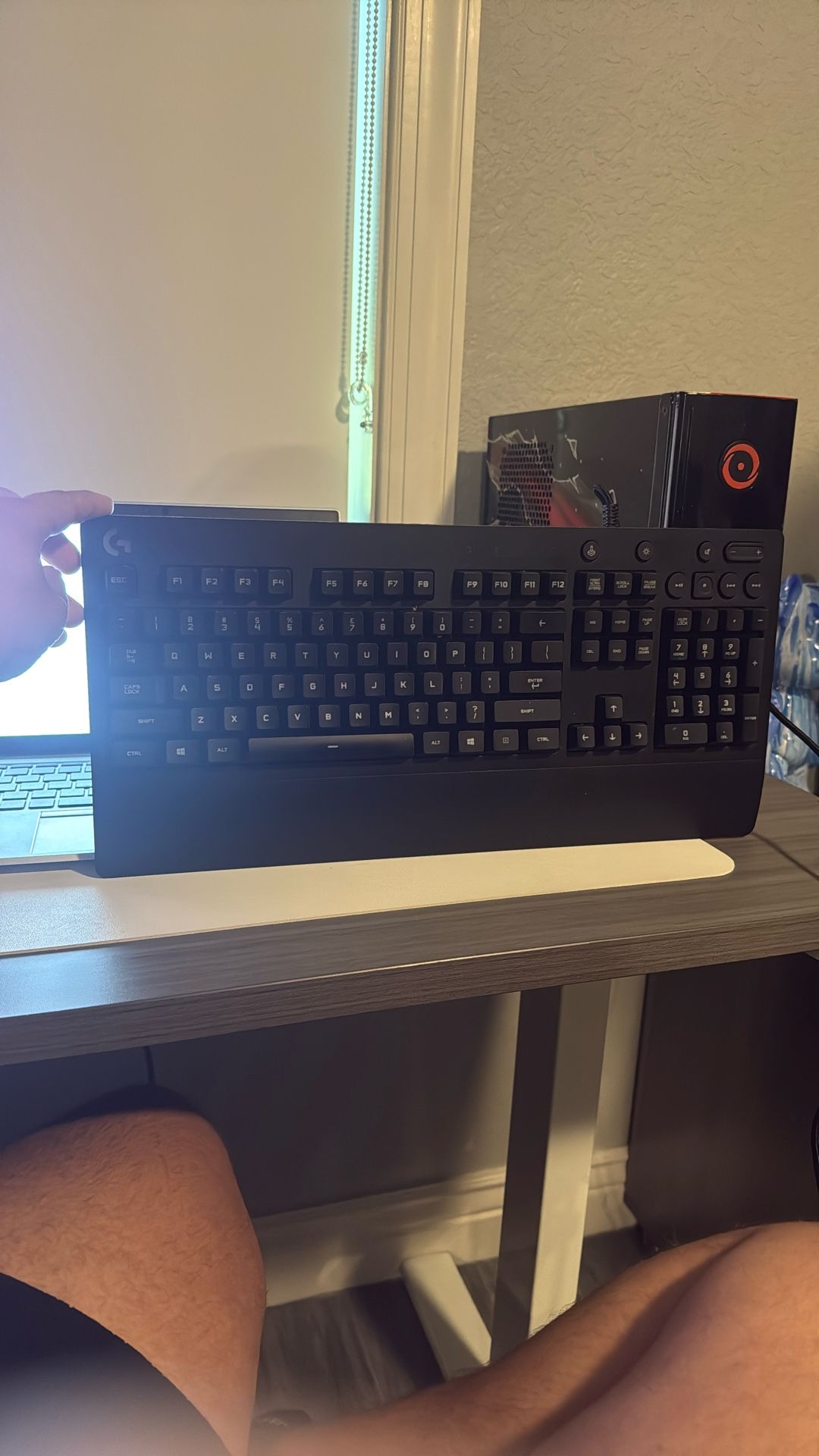 G213 LOGITECH KEYBOARD 