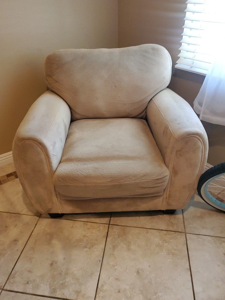Sofa Clean And Comfy 