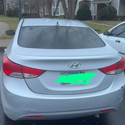 2012 Hyundai Elantra