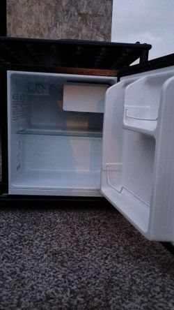 Refrigerator Working Great, Like New,