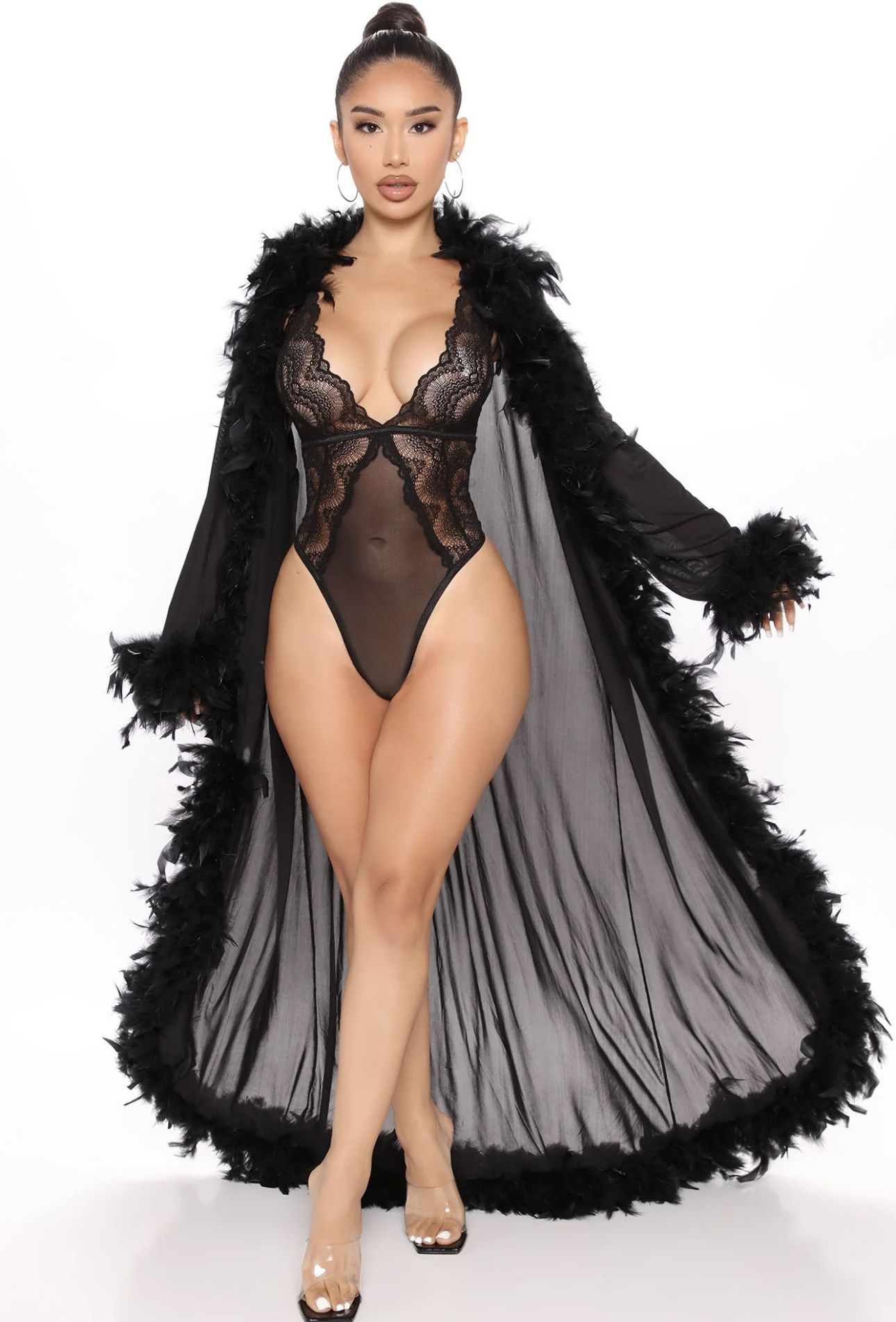 New In Package Black Mesh Feather Long Lingerie Beach Robe Cover Up Medium NWT 