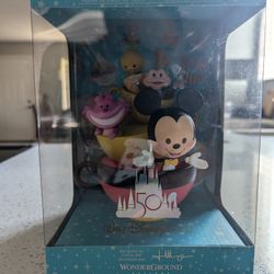 Walt Disney World: WonderGround Tea Cup Vinyl Collectible Figure