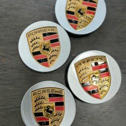 Porsche Center Caps Macan Silver 65mm  Silver 