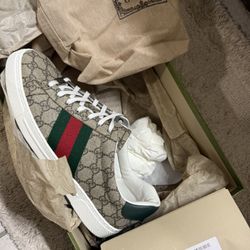 Men’s Gucci Shoes