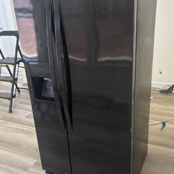 Whirlpool Side-by-Side Refrigerator 