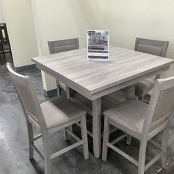 Dining Table Set