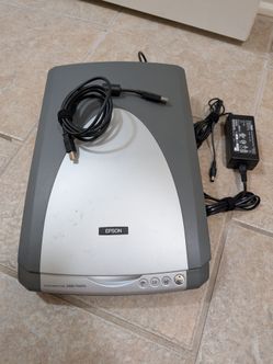 Epson Perfection 2480 Photo color flatbed scanner
