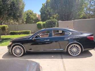 2010 Lexus LS 460