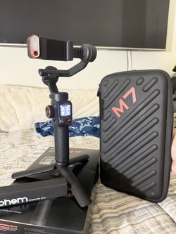 Hohem isteady M7 AI Tripod