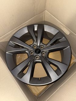 20-inch alloy factory wheel for a Ford Explorer.