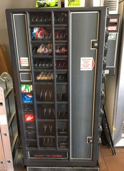 4 Vending machines for sale