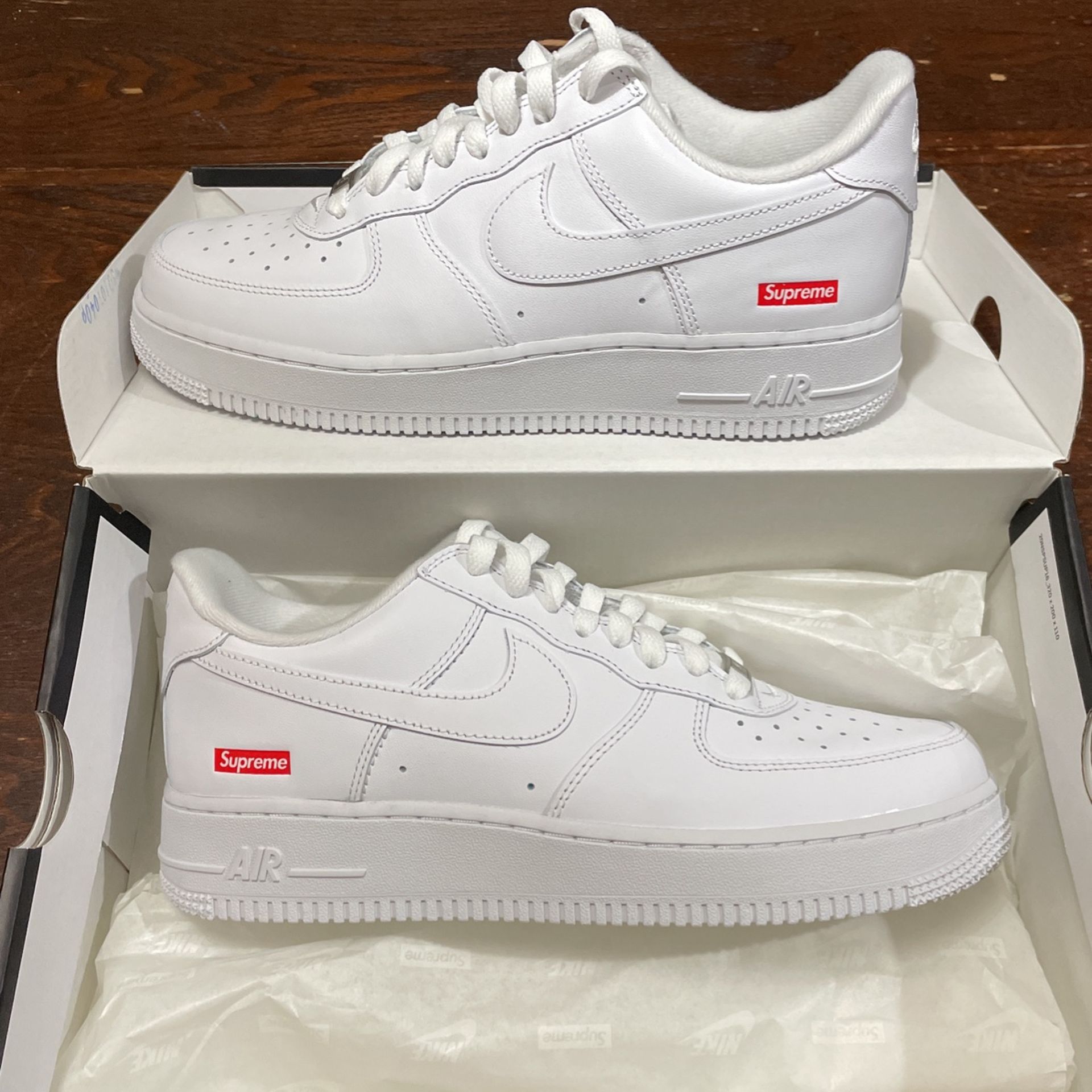 Supreme Nike Air Force 1 Low SP