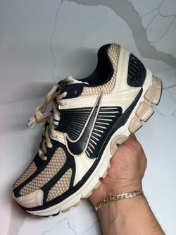 Nike zoom Vomero 5