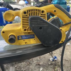 Dewalt Sander 