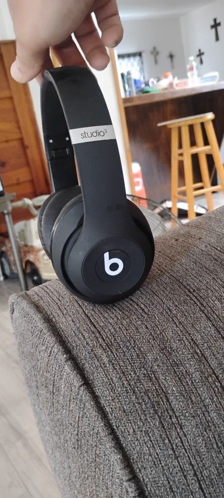 Beats Studio 3