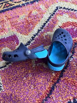 Size 5 Crocs