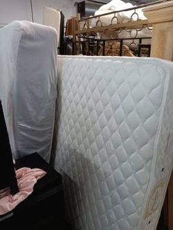 Queen mattress