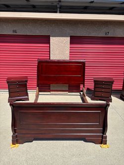 Dark Cherry Wood Bedroom Set – Dresser, Bed Frame & Nightstands