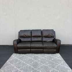 Dual Electric Recliner Leather Sofa (Free Delivery 🚚) **Read Description**