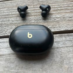 Bluetooth Headphones Work Good 35.00 Bucks