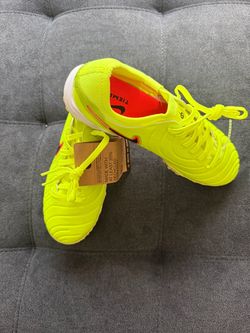 Size 6 Nike Tiempo Legend 10 Pro TF