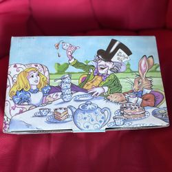 Alice In Wonderland Vintage Tea Set 