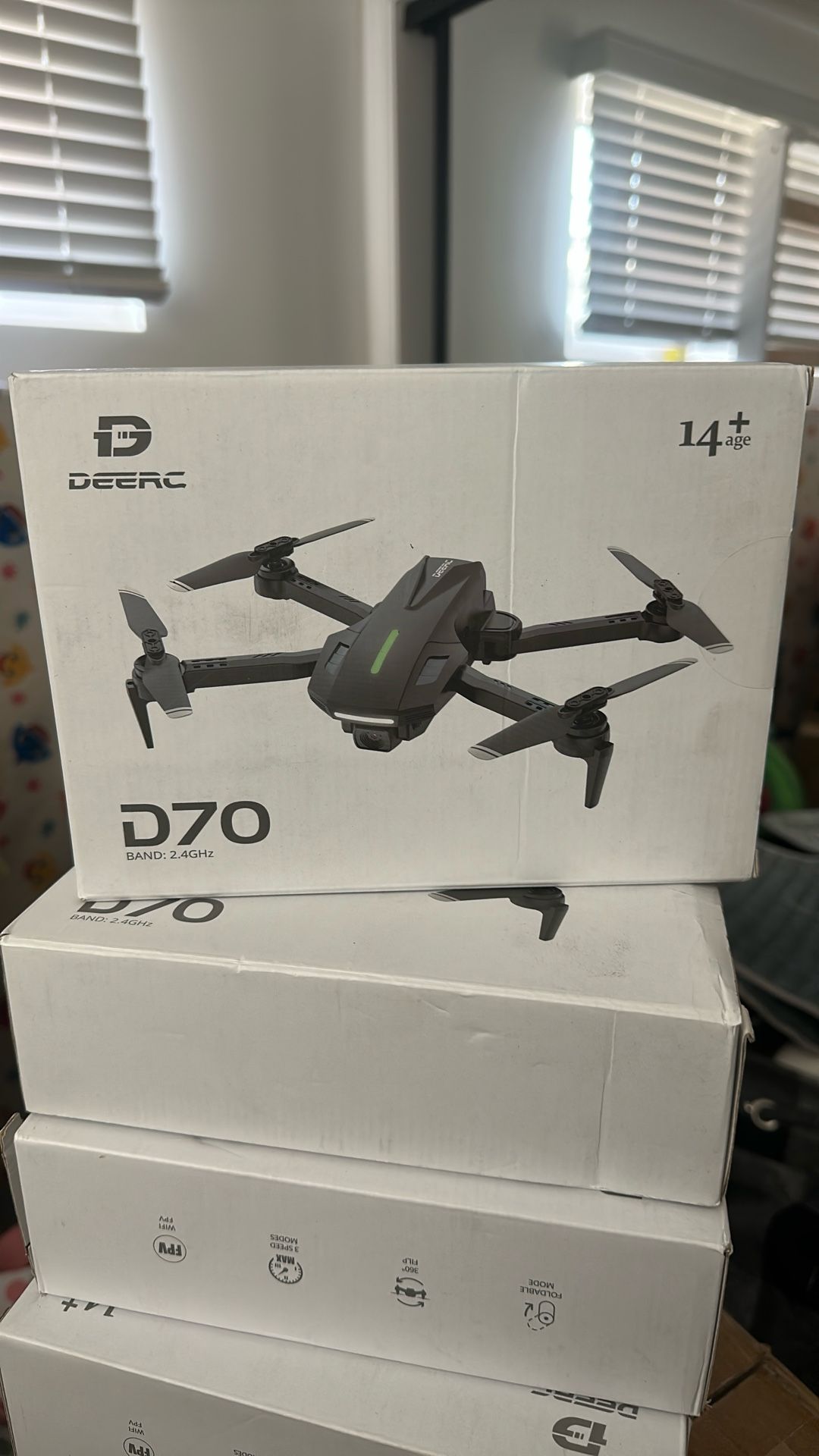 Drone D70