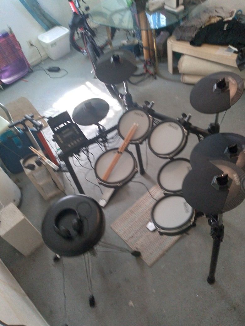 Simmons SD 600 Electric Drum Set