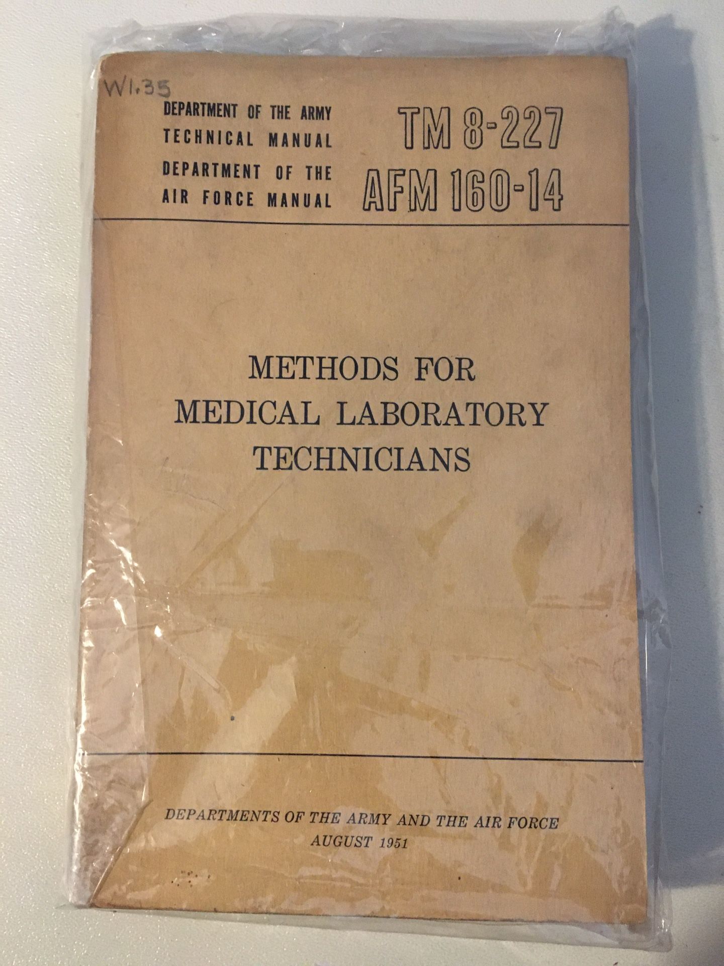 Methods For Medical Laboratory Technicians TM 8-227, AFM 160-14 1951