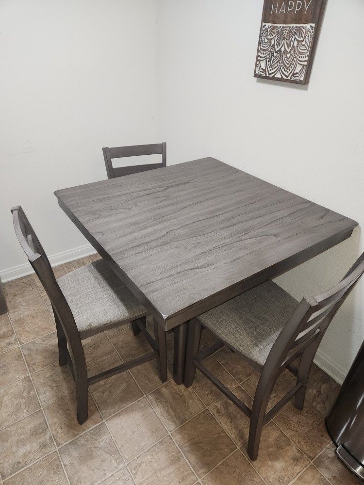 Dinner Table