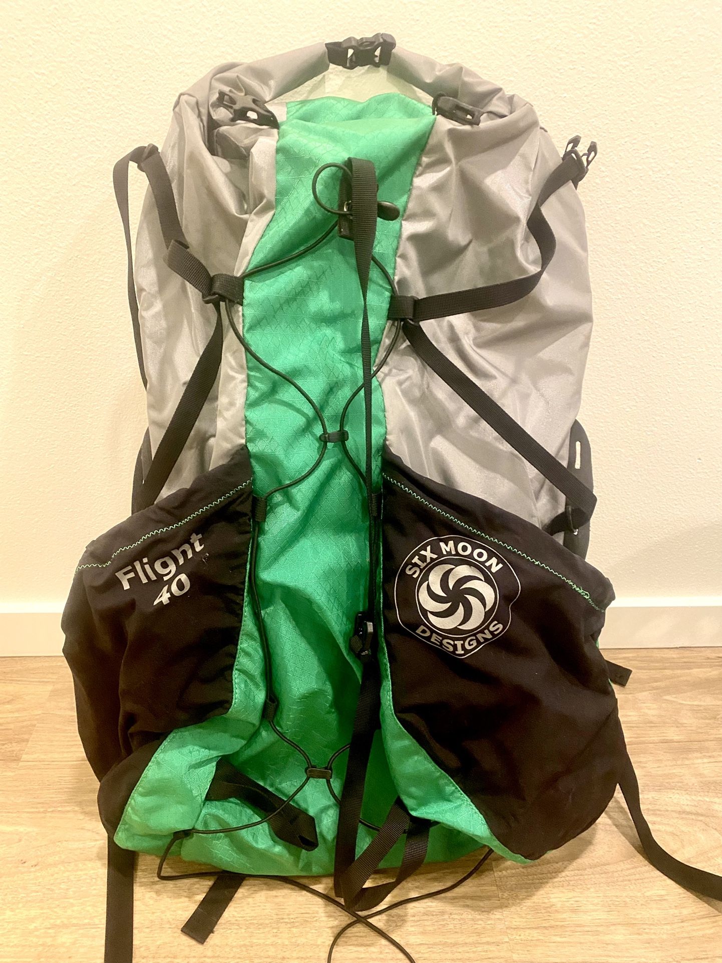 Six Moon Designs Flight 40 Backpack With Stay And Hip Belt for