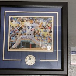 Clayton Kershaw Autographed 8x11 Picture