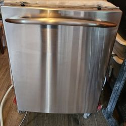 GE Profile Stainless Steel Dishwasher 