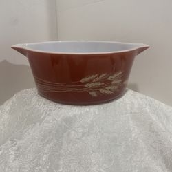 PYREX AUTUMN HARVEST WHEAT BOWL TABBED HANDLES 475-B 2.5L