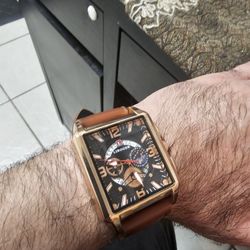 BRAND NEW MEN'S DRESS WATCH WITH BROWN LEATHER