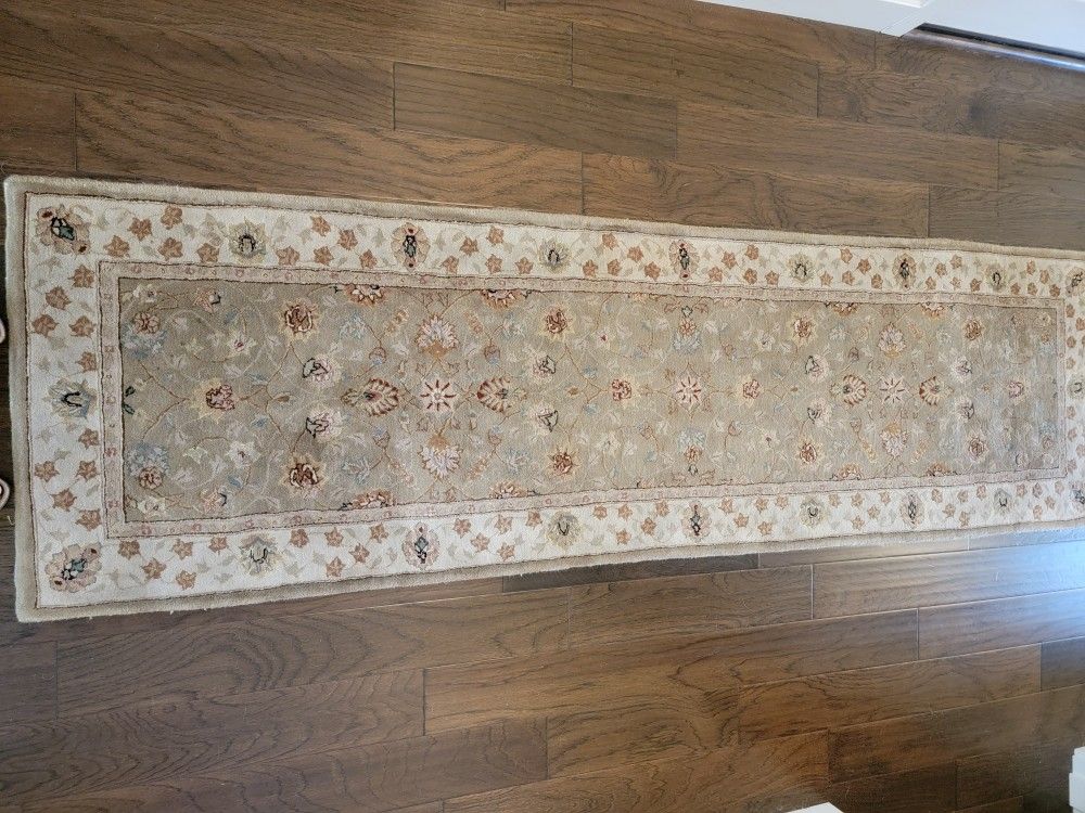 Neutral Carpet Runner 2ft. X 8 ft.