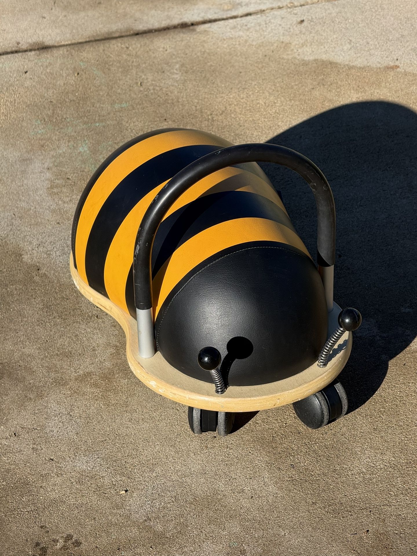 Orginal Wheely Bug Bee