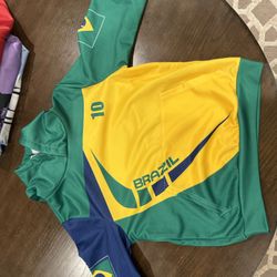 New Brazil Soccer Hoodie -size 11-12 