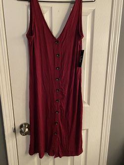 Brand new burgundy lulus dress size M