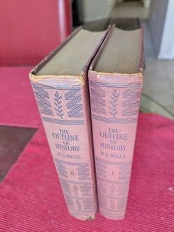 Vintage H.G. Wells The Outline of History two volume set