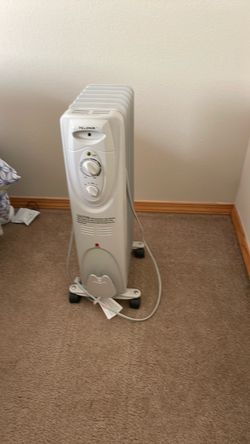 Like New Pelonis Electric Corded Heater