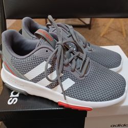 "New In Box" Boys Adidas 2.5