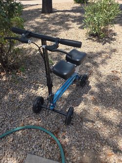 Medical knee scooter
